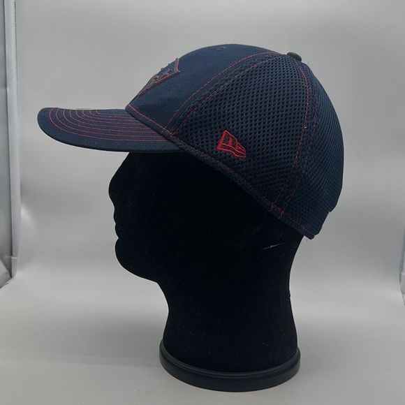 New Era 39Thirty New England Patriots Stretch Fit Hat Cap Medium Large M L Mesh - Picture 2 of 5